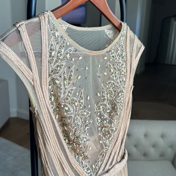 MNM Couture Dresses & Skirts - MNM couture dresses size 6
